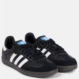 adidas Sambas like new!!! Black and white, size 8.5